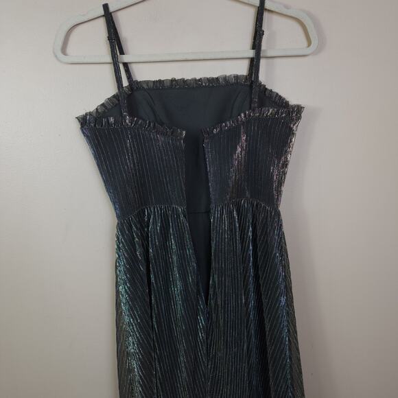 Dress The Population Metallic Liquid Fit and Flare Dress Size S - Picture 9 of 11